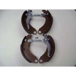 4 Garnitures pour frein...