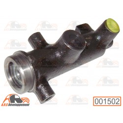 Maître cylindre 2 sorties...