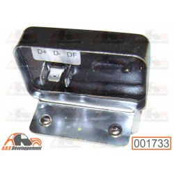 Régulateur avec prise à 3...