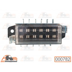 Boîte à fusibles pour 6...